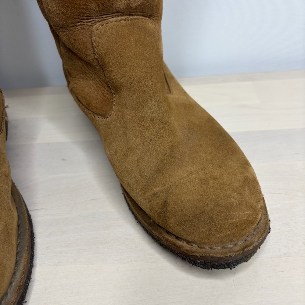 UGG Women's Brown Over the Knee Suede Boots - Picture 5 of 12
